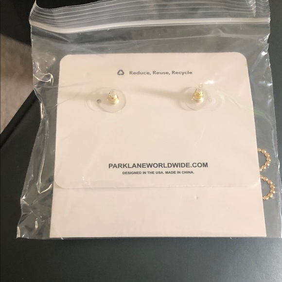 Park Lane Daisy Earrings NWT - Picture 4 of 4